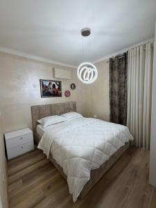 Luxury Apartment 2 near Square 21