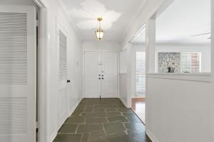 Rustic Retreat - Serene 5BR Home with Grill & Fire Pit