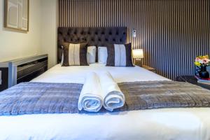 #AlimamaSpaces Mansons Menlyn Maine