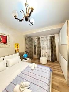 Luxury Apartment 6 near Square 21