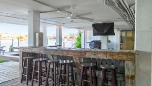 3BR Water View Condo Boat Access Near Gulf