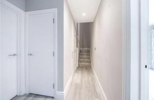 Foreman Manor Near London & Guildford 3 Bed 3 Bath