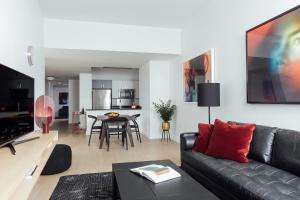 Mint House 70 Pine by Kasa