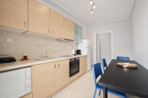 Etolou E3 - by Verde Apartments