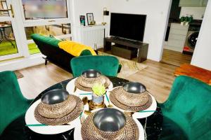 Peckham City Vibes 2BR with Wi-fi and Balcony