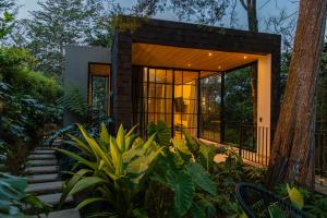 Selvva suites casa de lujo en un bosque nativo