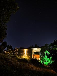 Equilibrium glamping