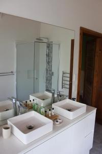 Four Seasons - Blue Mountains Home - Spa & Fire