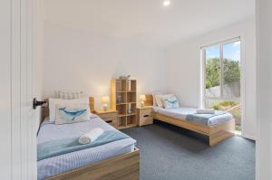 Pelican Lake Holiday House