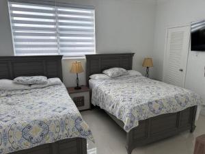 C16P Oceanfront Penthouse in Hollywood FL