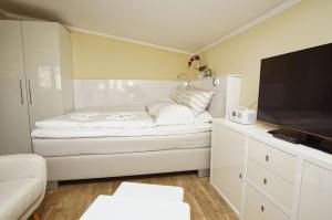 Meeresblick FeWo58 mit Sauna- und Schwimmbadnutzung im AHOI Sellin