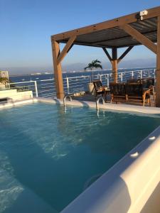 Beautiful Oceanfront Condo