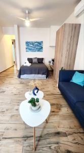 Casa Almendros - Trendy downtown