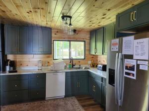 Lake House Musky Point Resort