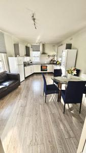 1 Cozy large room near Notting hill & Bayswater & Paddington Station