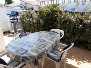 Maisonnette cosy avec accès direct plage - FR-1-194-450