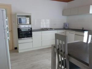 Maison rénovée près de la plage, avec parking, idéale pour 46 personnes - FR-1-194-340