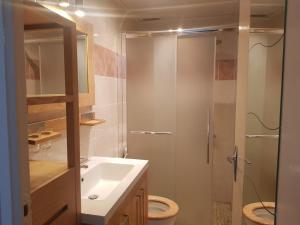 Maisonnette calme proche plage avec parking et animaux admis - FR-1-194-443