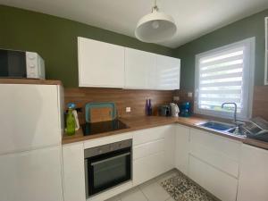 Maison proche plage, terrasse, animaux bienvenus - FR-1-22-397