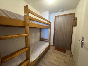 Appartement charmant proche pistes avec parking - FR-1-498-127