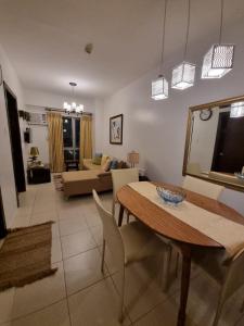 Cozy Hotel-Style Abode by Resari