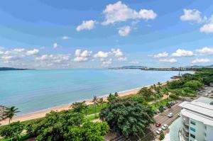 Aquarius on the Beach - Ocean Views Apartment 604