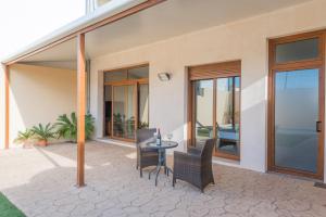 Cas Peix - Adults Only