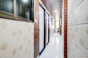 Super Hotel O Amma Bhau Residency