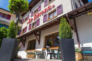 3 csillagos hotel H&ocirc;tel Le Divona Divonne-les-Bains Franciaorsz&aacute;g