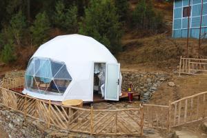 The Zukhara - A Luxury Glamping Dome Resort in Narkanda