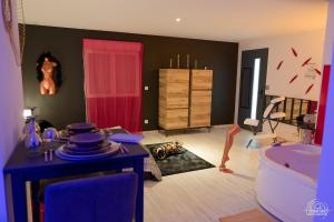 LoveRoom Les Folies Douces & Spa