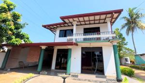 Araliya Hotel