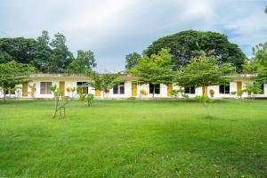 E and C Tourist Inn Regular Room A