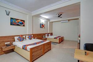 FabHotel Sandalwood Vibes