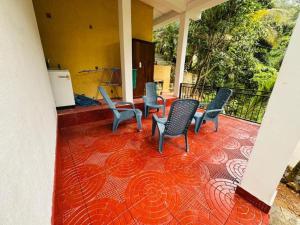 Charming 3-Bedroom Apartment with Garden in Kandy