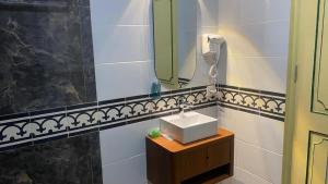 Ndalem Kulon Guest House Syariah