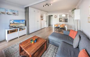 Lovely Apartment In Oostende With Wifi