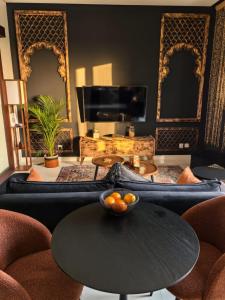 Arabian Gem - An Arabian nights experience