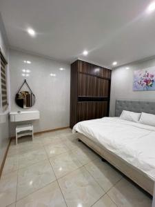 OceanGem Ha Long Seaview Apartment