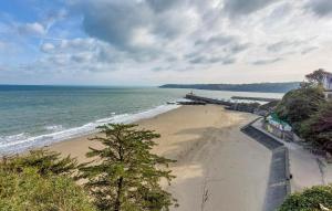 Amazing Apartment In Binic-Etables-Sur-Mer With Harbor View