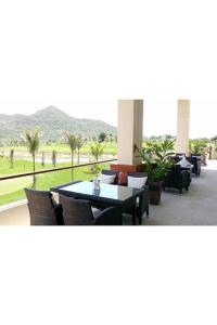 Diamond Bay Golf and Villas