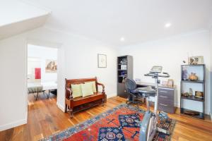 Bondi Beach Large 4 Bedroom Tranquil Family Home