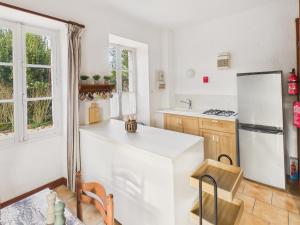 Gîte mitoyen pour 4 avec piscine commune