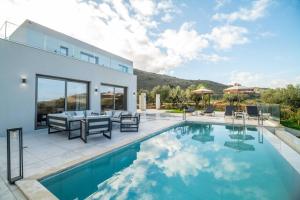 Villa Vasilissa by PosarelliVillas