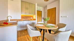 Apartament Polna B6 blisko Stoku i Lasu - 5D Apartments