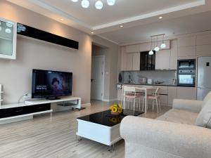 City-view, central apt, 5min to National Park