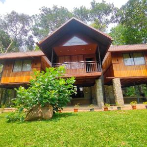 Amrita Nanda Farm Stay - Near Munnar 21 km from town