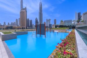 Free housekeeping visits during your stay - StayShort - Exclusive Sleeps 2 Apartment close to Burj Khalifa