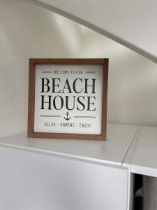 Enkhuizer Strand BeachHouse Strandgut mit Zaun Nr 400