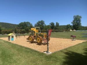 Camping 3 étoiles - Piscine - ccbefde